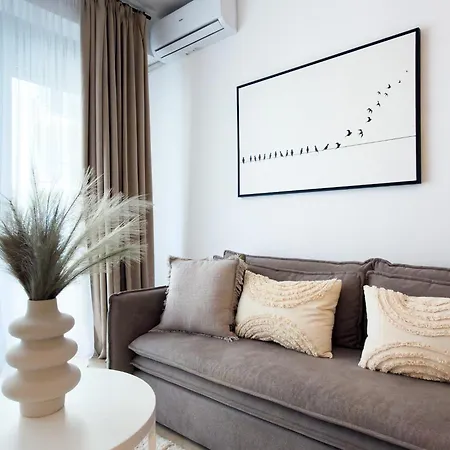 Casa Nuvia Sarandë